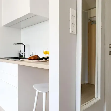 Apartment Golden Wroclaw&k17/19 *
